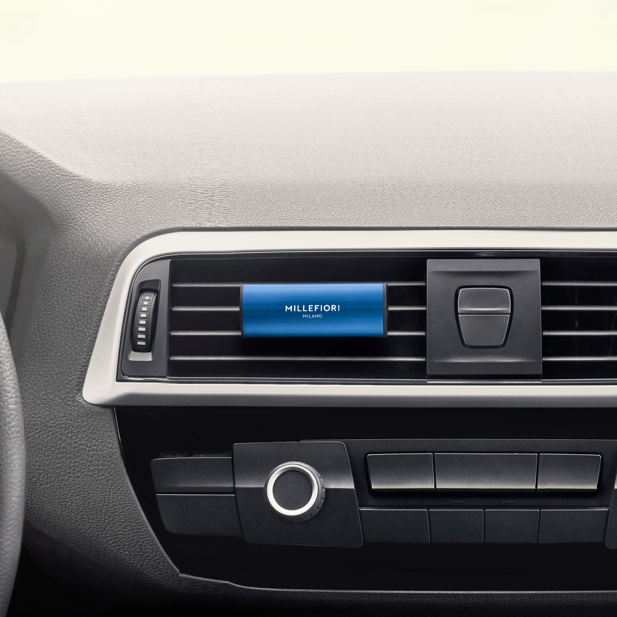 Car Air Freshener - White Musk - Classic Green